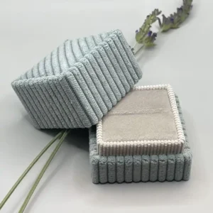 Corduroy Square Ring Box in Beryl