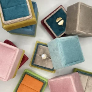 Alternative view of Colour Block Square Ring Box no.1