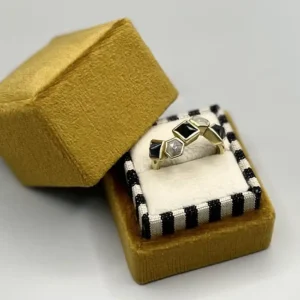 Pop-The-Question Tiny Square in Mustard