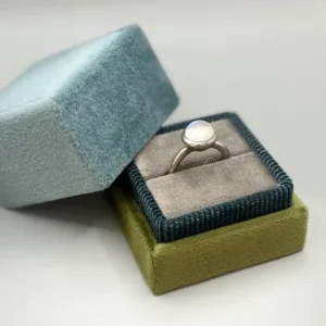 Alternative view of Colour Block Square Ring Box no.2